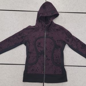 Rare Pre-Owned Lululemon Athletica Women's Purple Full Zip Jacket  Size 8